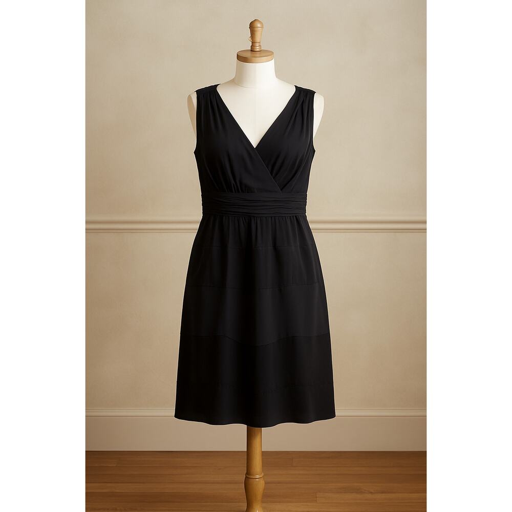 Worth‎ Women’s Size 6 Black Sleeveless Dress V-Neck Lined 37” Minor Flaws